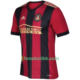 Fotballdrakt Atlanta United Josef Martinez Hjemmetrøye 2017-2018 Kortermet